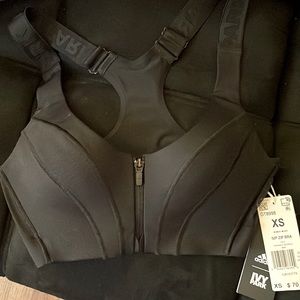 Adidas zip bra ( make a bundle ) will negotiate prices on bundles